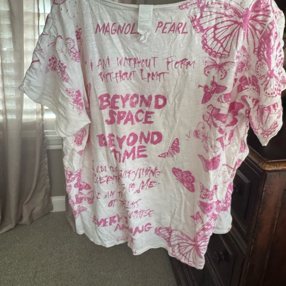 Magnolia Pearl Pink and White Short Sleeve Tee